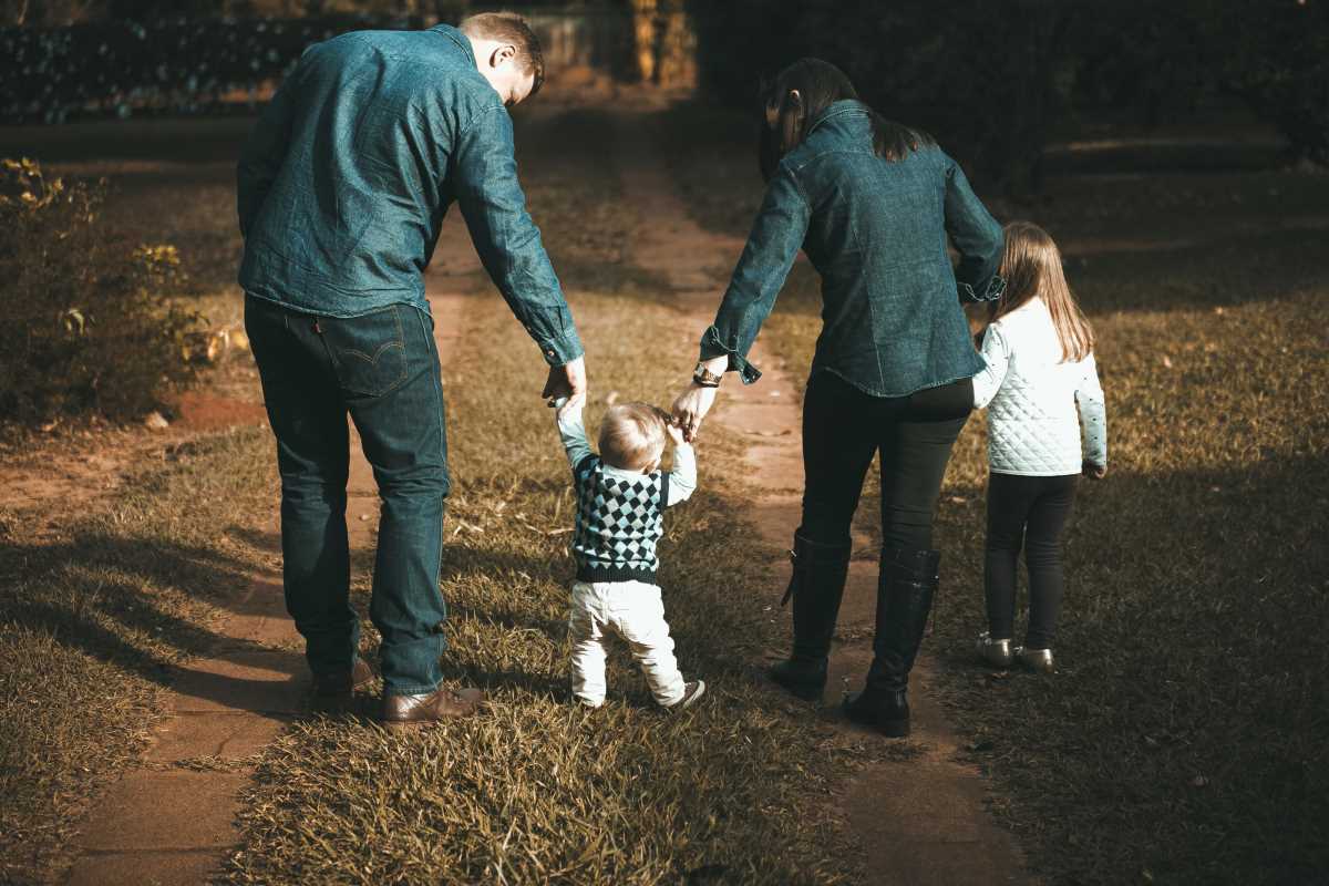 Relationship Pacing Guide for Families with Kids